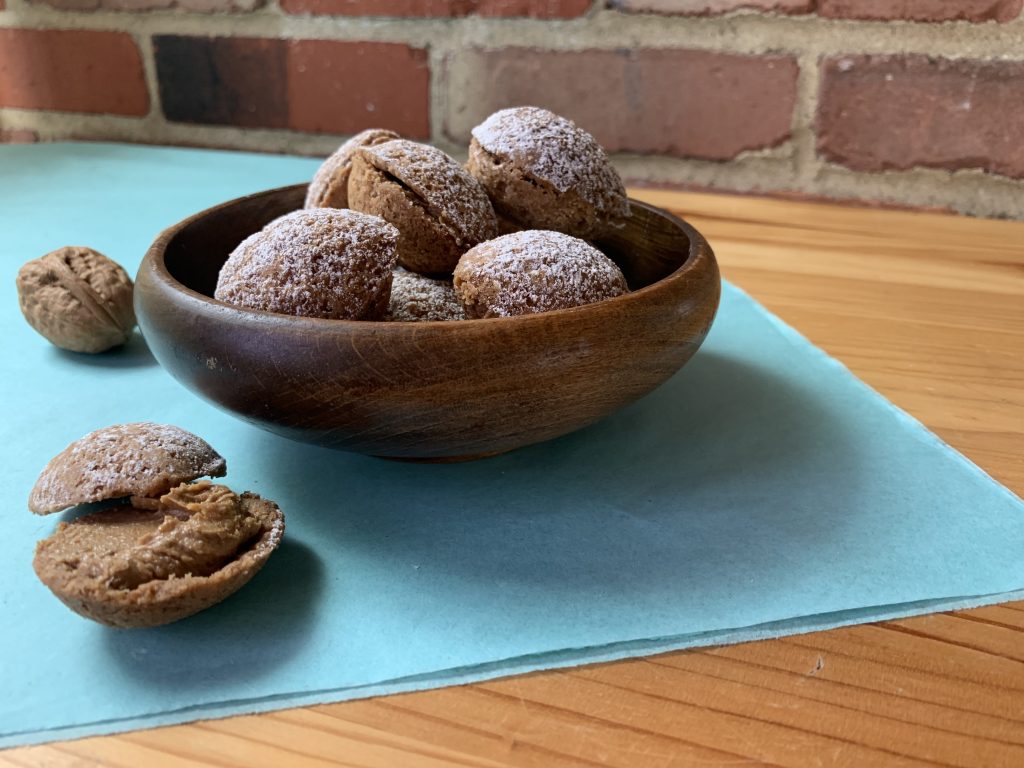 This image has an empty alt attribute; its file name is Orechi-half-filled-side-view-with-real-nut-pretty-1024x768.jpg